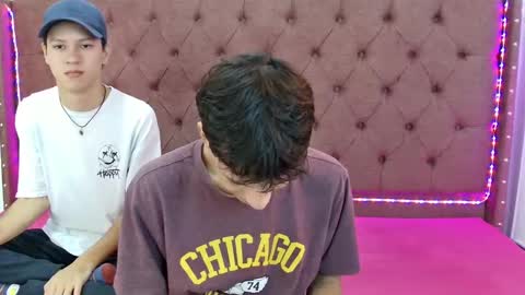 ALEX - TAYLER  -MIKE online show from December 2024 01:38:02 PM