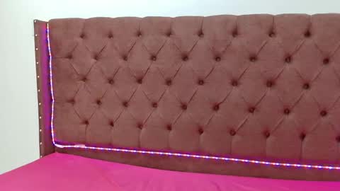 ALEX - TAYLER  -MIKE online show from January 2025 02:22:01 PM