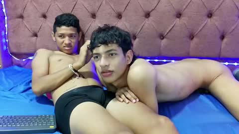 ALEX - TAYLER  -MIKE online show from January 2025 04:37:01 PM