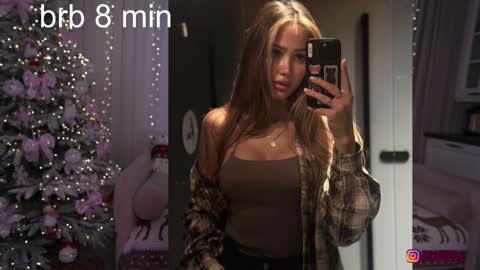 Lana  online show from January 2025 07:49:01 AM