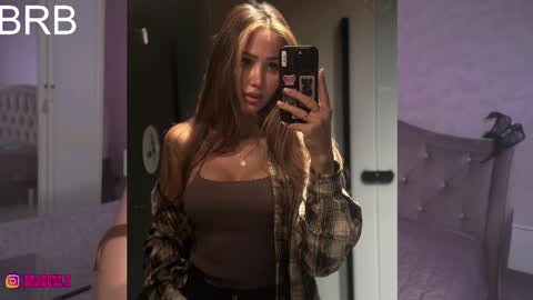 Lana  online show from February 2025 07:15:01 AM