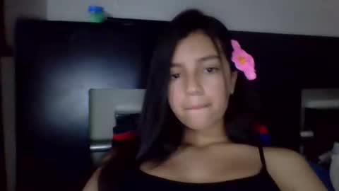 brad_and_emma293215 online show from September 2025 10:21:02 PM