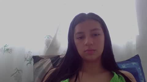 brad_and_emma293215 online show from October 2025 07:14:02 PM