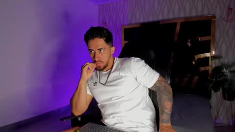 brad summer online show from December 2025 05:21:02 PM