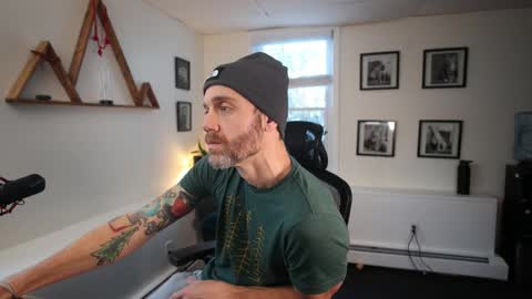 BradBronton online show from December 2025 12:42:02 PM