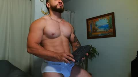 Bradley Martinez online show from May 2026 11:43:02 PM