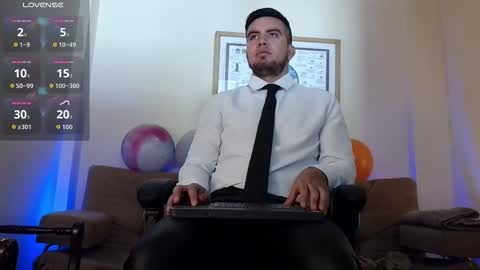 Bradley Colton Independ Model online show from December 2025 02:04:01 PM