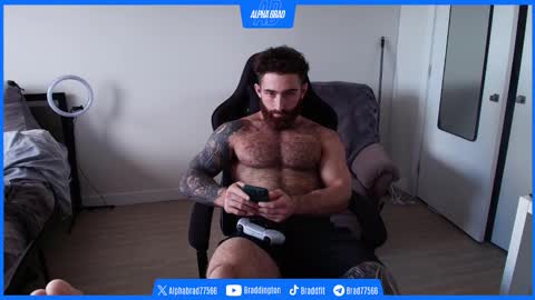 Snapshot of bradtrainn chatting on March 2026 04:02:01 PM bradtrainn online show from March 2026 04:02:01 PM
