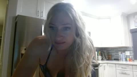 i am a naughty jedi knight online show from April 2026 01:21:01 PM