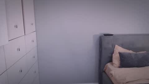 Nick and Molly online show from October 2025 07:01:02 PM