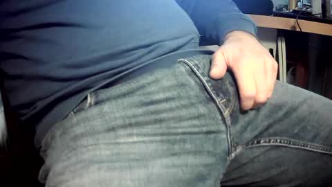 bram27370 online show from December 2024 09:33:02 AM