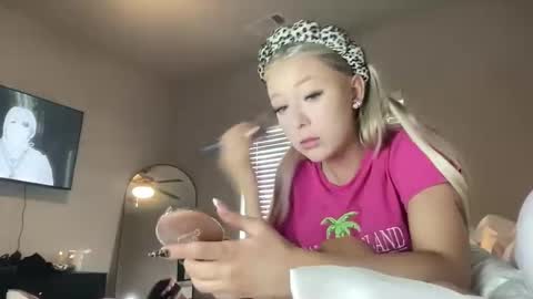 Skyyybanks online show from April 2026 07:58:01 PM