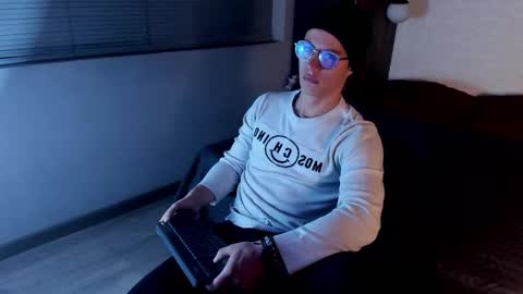 brandon_starkk online show from February 2026 11:36:02 AM