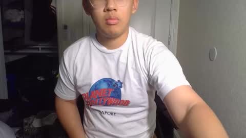 brandonsf1234340456 online show from March 2026 05:00:01 AM