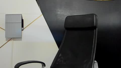 BrandonTateX online show from April 2026 08:28:02 AM