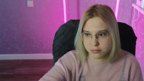 Snapshot of brandy__stars chatting on February 2025 05:03:02 AM Belle online show from February 2025 05:03:02 AM