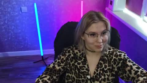 Snapshot of brandy__stars chatting on March 2025 05:08:01 AM Belle online show from March 2025 05:08:01 AM