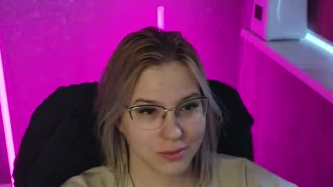 Snapshot of brandy__stars chatting on March 2025 02:50:01 AM Belle online show from March 2025 02:50:01 AM