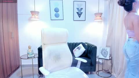 Snapshot of brandy_priscot chatting on November 2025 11:43:02 AM brandy priscot online show from November 2025 11:43:02 AM