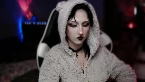 Aurorabut ur dad just calls me Rory online show from April 2026 05:04:02 PM