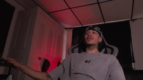 brasi_ online show from October 2025 05:45:02 PM