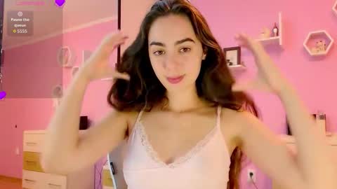 Snapshot of bratty_bun chatting on October 2025 05:24:01 PM Annie online show from October 2025 05:24:01 PM