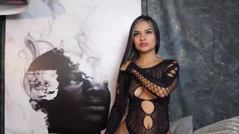 Snapshot of bratz_luxxxury chatting on November 2025 06:51:01 PM Bratz Luxxxury online show from November 2025 06:51:01 PM