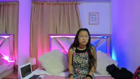 bravepetunia online show from October 2025 12:19:01 PM