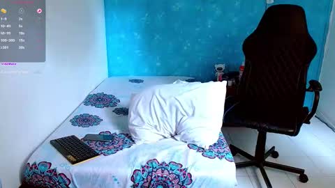 Snapshot of bray_hotboy chatting on February 2025 04:12:02 PM Bray Hotboy online show from February 2025 04:12:02 PM