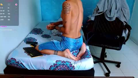 Snapshot of bray_hotboy chatting on February 2025 06:37:01 PM Bray Hotboy online show from February 2025 06:37:01 PM