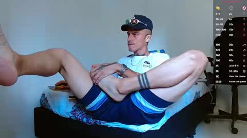 Snapshot of bray_hotboy chatting on September 2025 03:05:01 PM Bray Hotboy online show from September 2025 03:05:01 PM