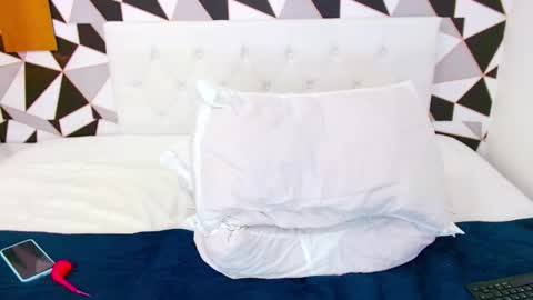 Alice online show from December 2024 02:33:01 AM