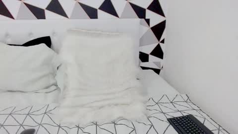 Alice online show from January 2025 04:04:01 AM