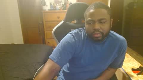 Breadw1nnah online show from February 2026 07:35:01 AM