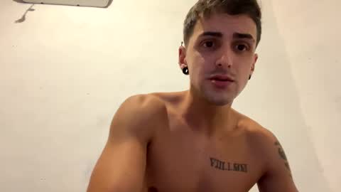 Snapshot of breanexe chatting on October 2025 11:45:02 PM breanexe online show from October 2025 11:45:02 PM