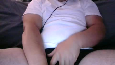 Snapshot of breed_u_ chatting on July 2026 06:37:02 AM breed_u_ online show from July 2026 06:37:02 AM