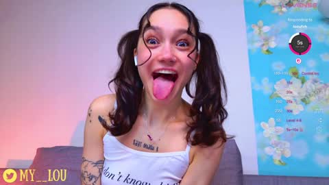 Ashley Dolce and Lou online show from November 2025 03:22:01 PM