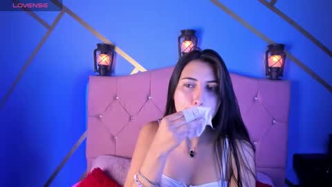 Snapshot of brenda1307 chatting on November 2025 09:35:02 PM Brenda moris online show from November 2025 09:35:02 PM