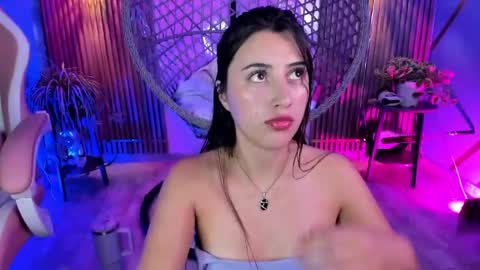 Snapshot of brenda1307 chatting on May 2026 11:01:04 PM Brenda moris online show from May 2026 11:01:04 PM