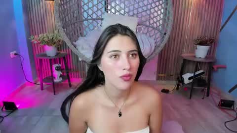 Brenda moris online show from June 2026 09:46:02 PM