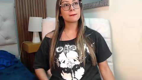 Snapshot of brenda_catalina chatting on December 2025 06:14:02 PM brenda_catalina online show from December 2025 06:14:02 PM