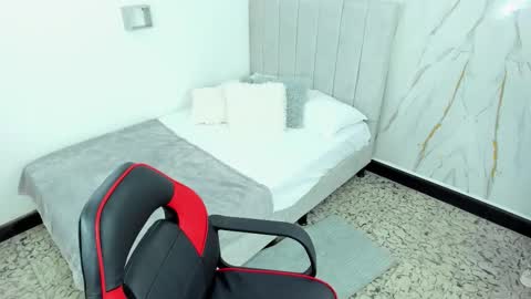 Snapshot of brenda_hot02 chatting on October 2025 07:21:02 PM brenda_hot02 online show from October 2025 07:21:02 PM