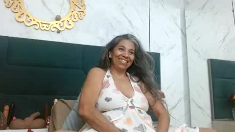 BRENDA VELASQUEZ online show from June 2026 06:35:02 PM