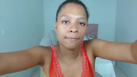 Snapshot of brendathompson_ chatting on January 2025 04:22:01 PM Brenda online show from January 2025 04:22:01 PM