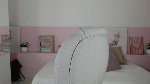 Snapshot of brendathompson_ chatting on February 2025 12:16:01 PM Brenda online show from February 2025 12:16:01 PM