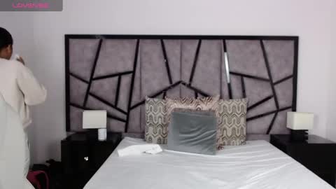 Snapshot of brendathompson_ chatting on March 2025 12:01:01 PM Brenda online show from March 2025 12:01:01 PM