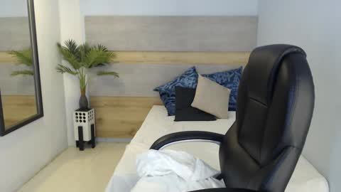 Snapshot of brendathompson_ chatting on September 2025 02:34:02 AM Brenda online show from September 2025 02:34:02 AM