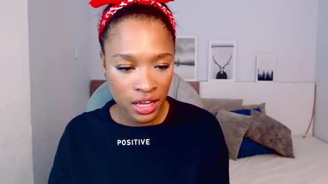 Snapshot of brendathompson_ chatting on October 2025 01:36:02 AM Brenda online show from October 2025 01:36:02 AM