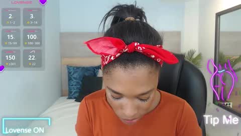 Snapshot of brendathompson_ chatting on October 2025 02:12:02 AM Brenda online show from October 2025 02:12:02 AM