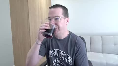 Snapshot of brettdj chatting on September 2025 11:23:02 AM Brett online show from September 2025 11:23:02 AM